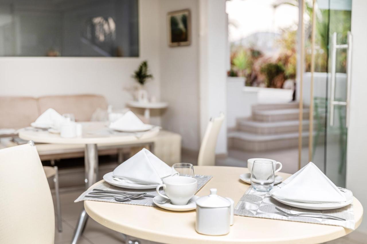 圣瓦拉西斯酒店 Naxos City 外观 照片