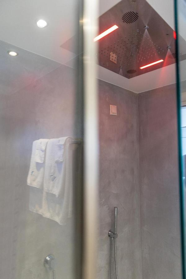 圣瓦拉西斯酒店 Naxos City 外观 照片